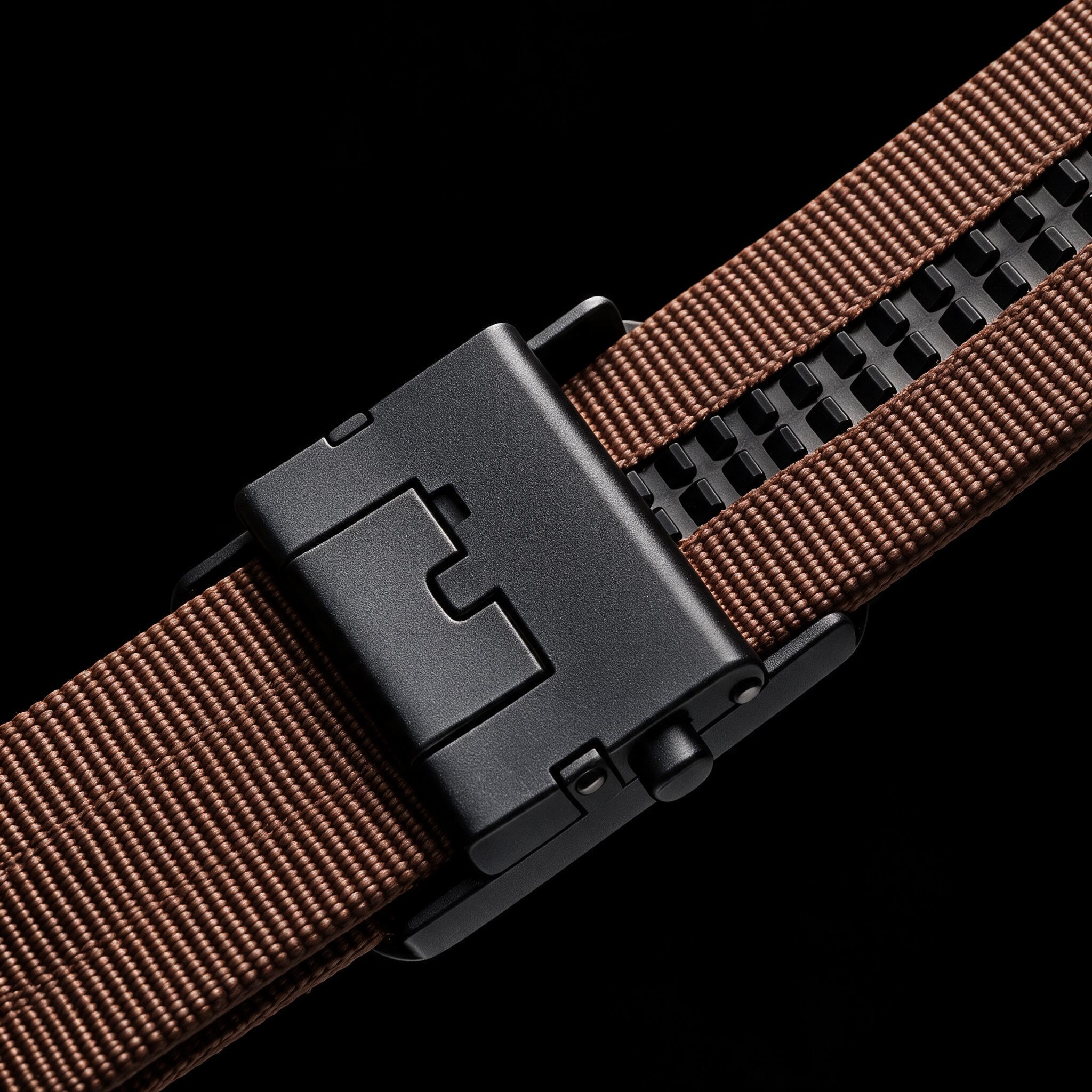 THE OUTDOOR BELT - BROWN